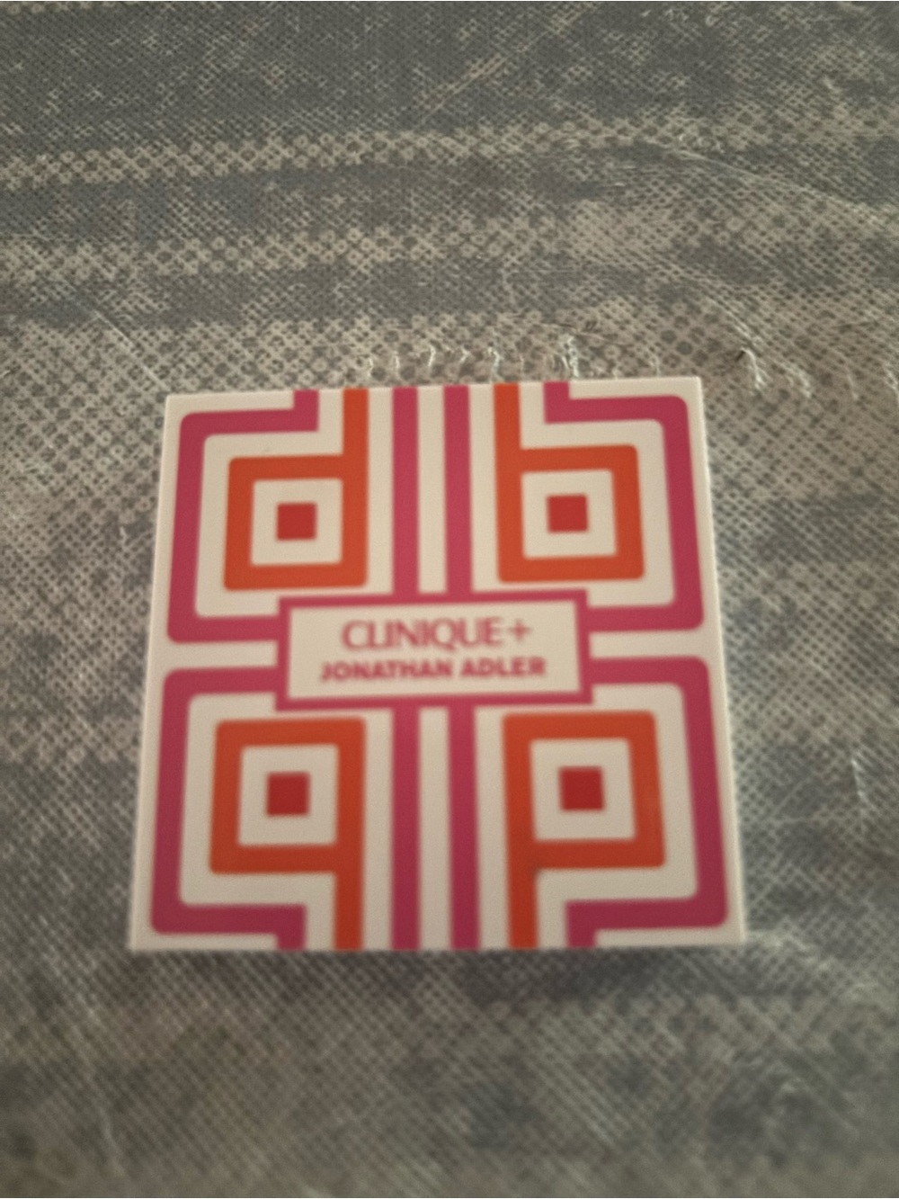 Clinique Compact Palette in Soft White Case